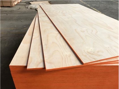 Качественная Горячая продажа Сосновая фанера Корпус Мебель Фанера Фанера